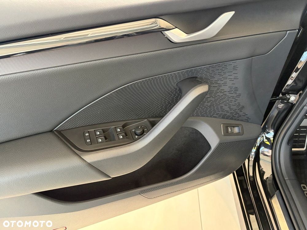 Skoda Octavia 1.5 TSI mHEV Sportline DSG - 11