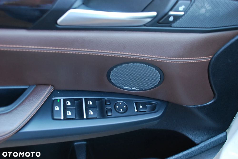 BMW X3 xDrive28i xLine - 13