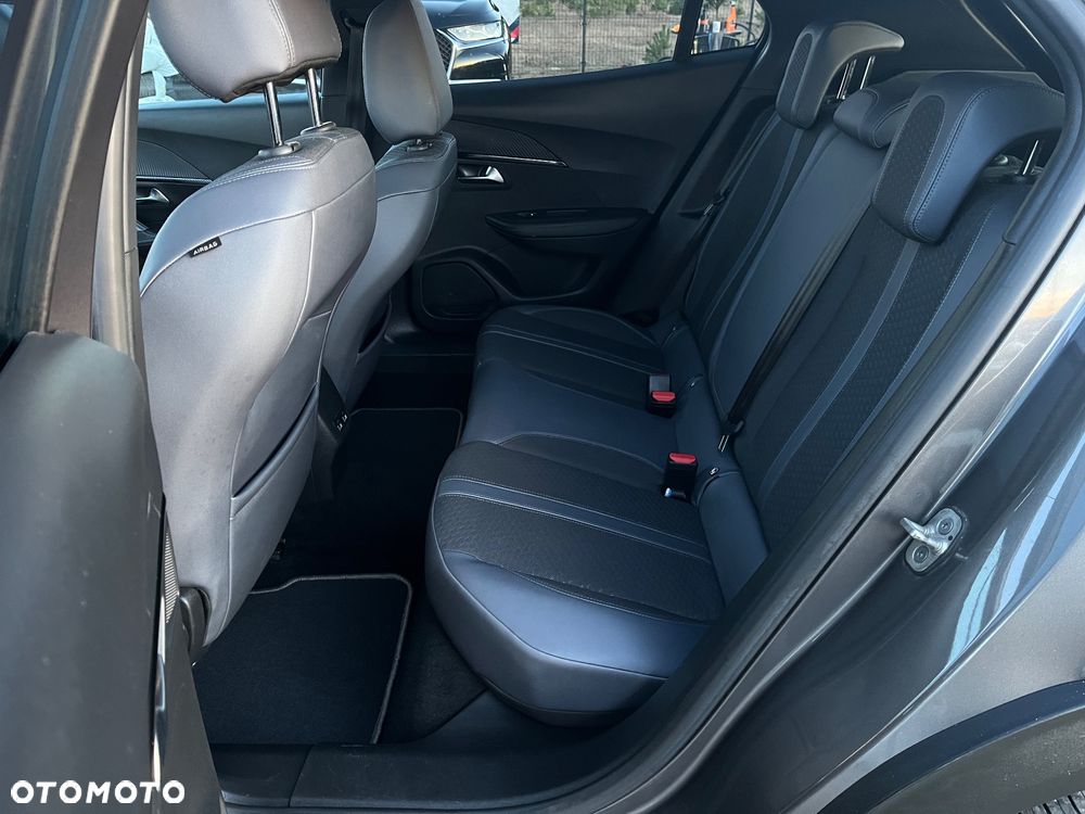 Peugeot 2008 1.5 BlueHDi Allure Pack S&S EAT8 - 29