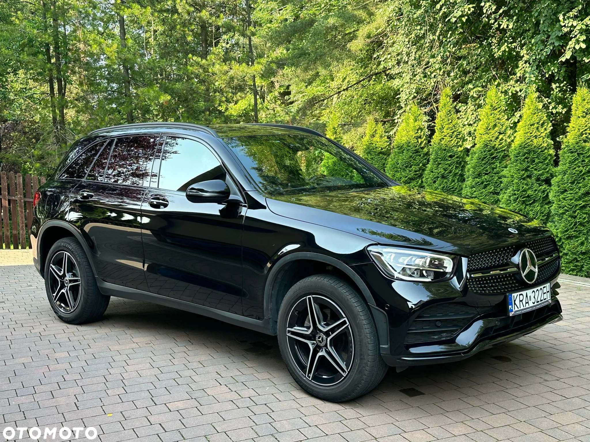 Mercedes-Benz GLC 300 4Matic 9G-TRONIC AMG Line - 28