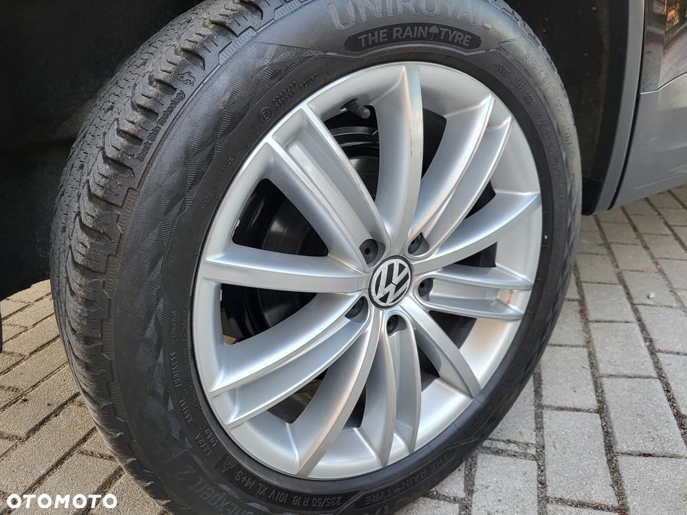 Volkswagen Tiguan - 13