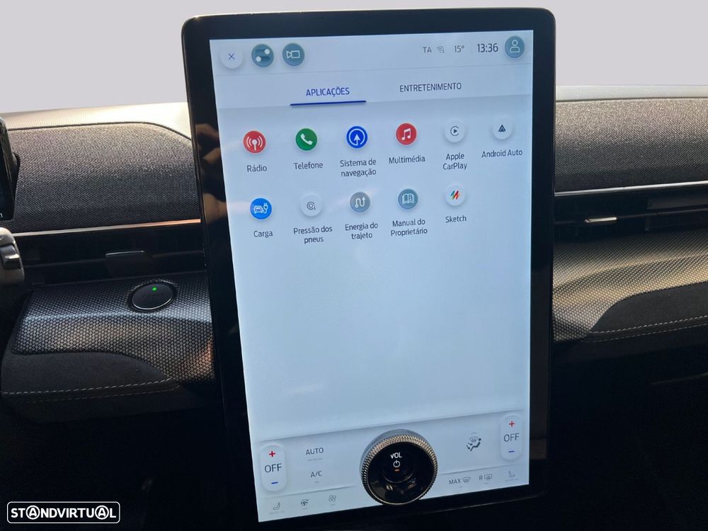 Ford Mustang Mach-E GT AWD - 28