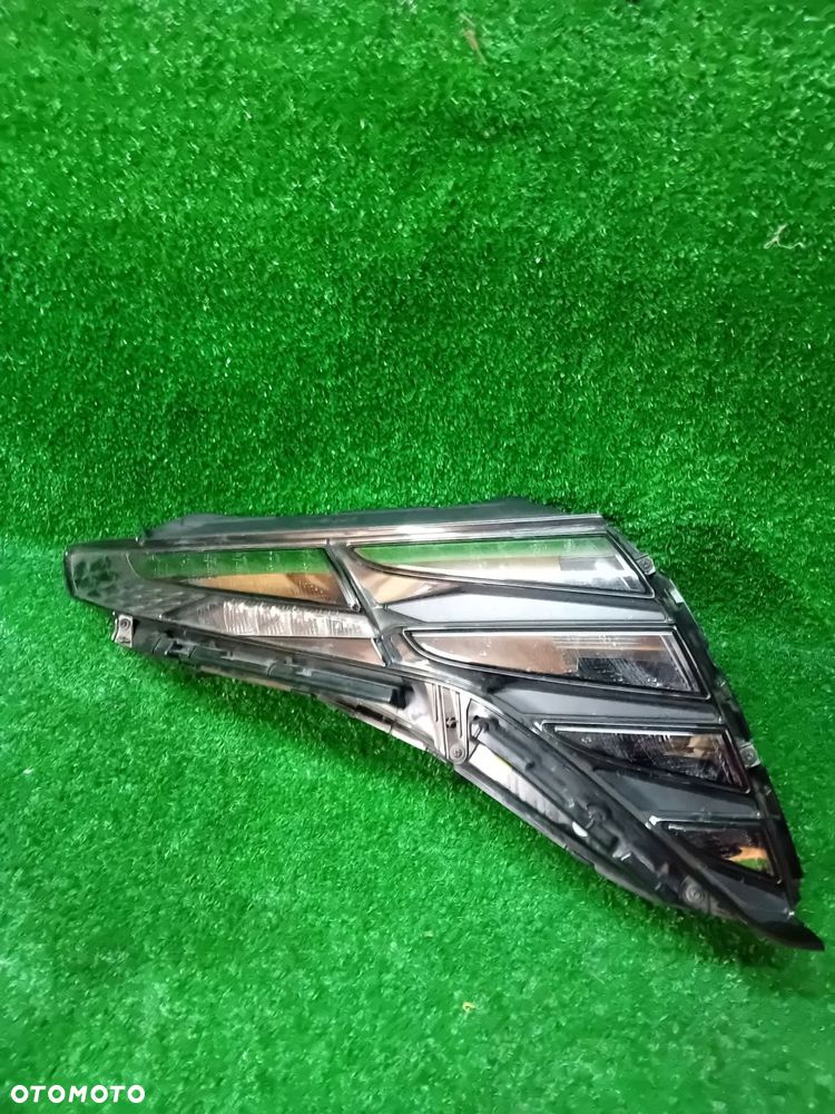 DRL REFLEKTOR PRAWY PRZÓD HYUNDAI TUCSON IV 20- FULL LED NR.780 - 2