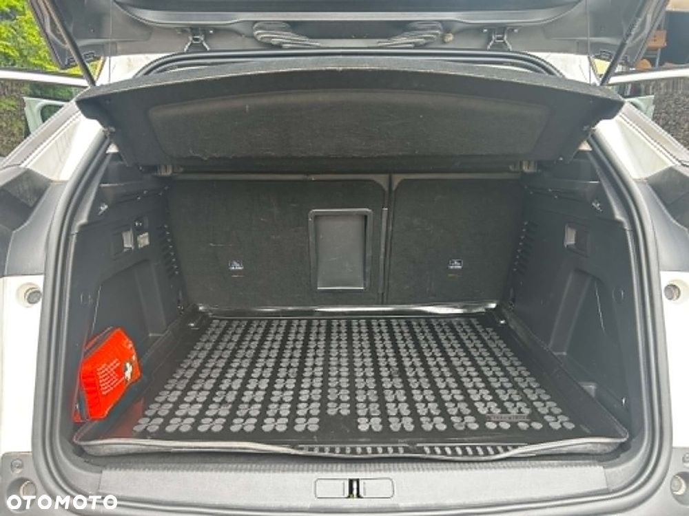 Peugeot 3008 1.6 THP Allure S&S EAT6 - 14