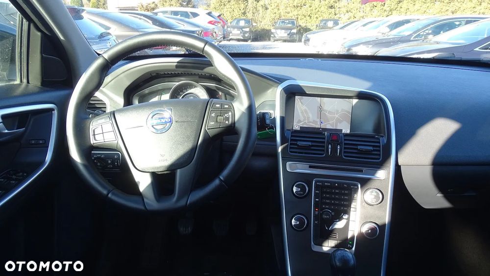 Volvo XC 60 D3 Base - 10