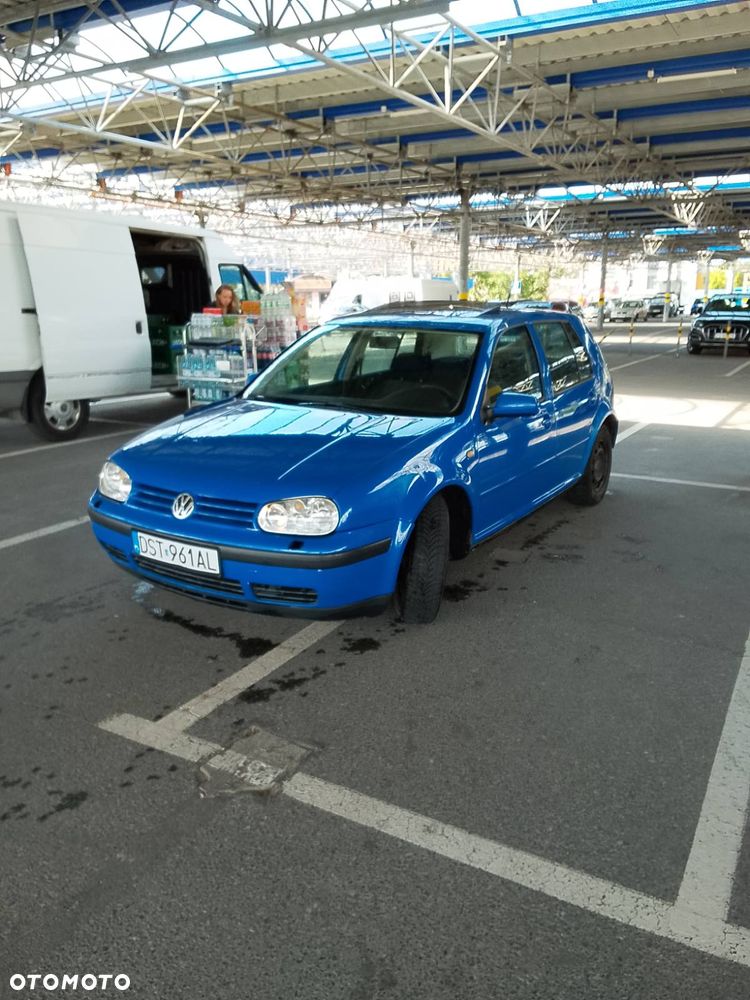 Volkswagen Golf 1.6 - 5