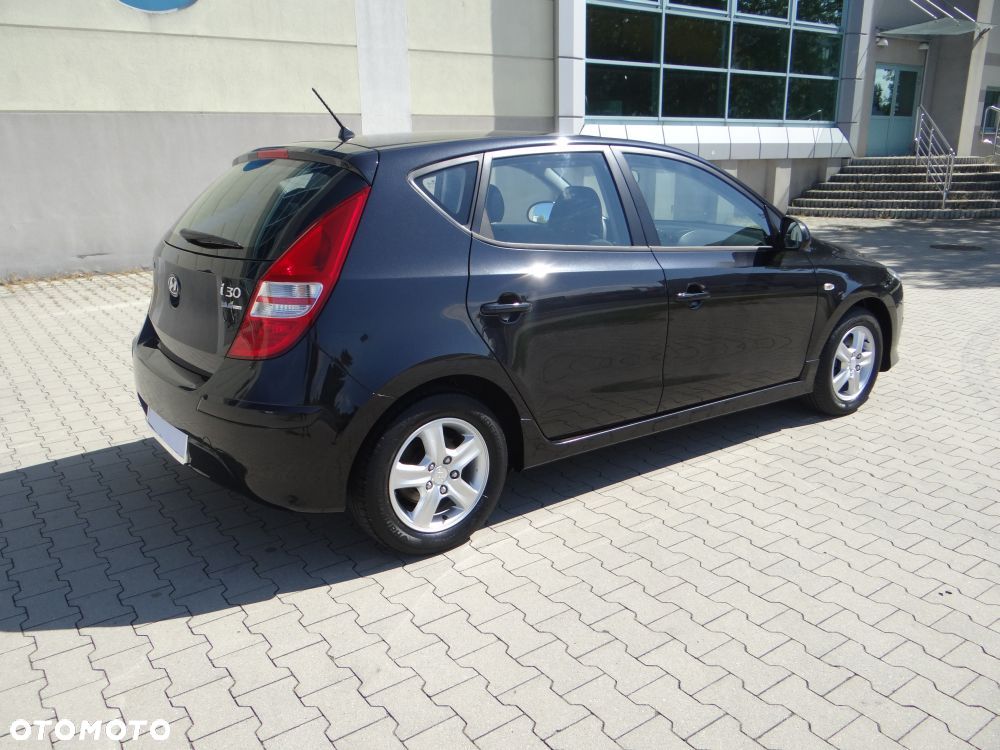 Hyundai i30 1.4 Blue Comfort - 9