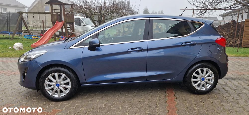 Ford Fiesta 1.1 S&S TITANIUM - 11