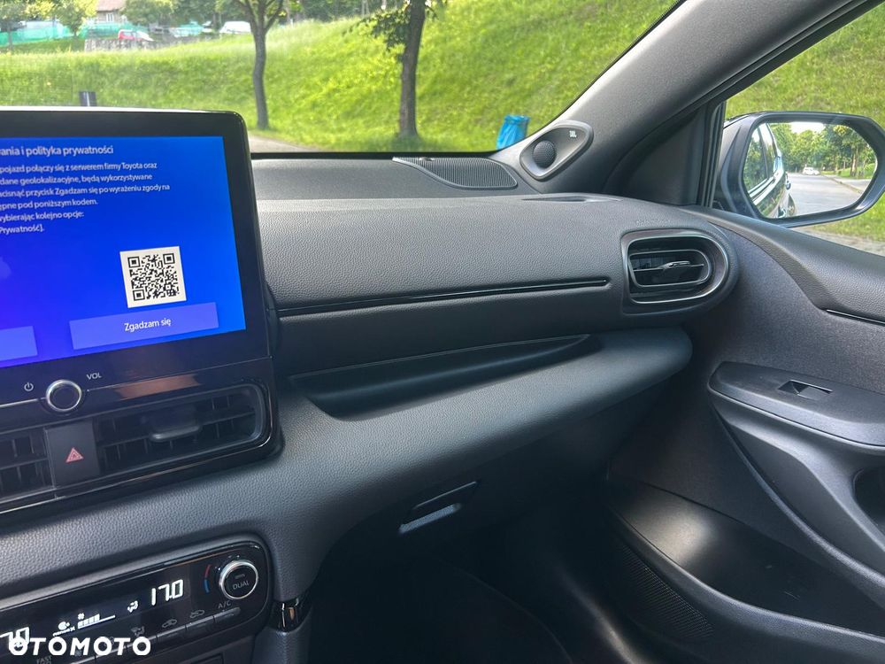 Toyota Yaris Hybrid 1.5 GR Sport - 23