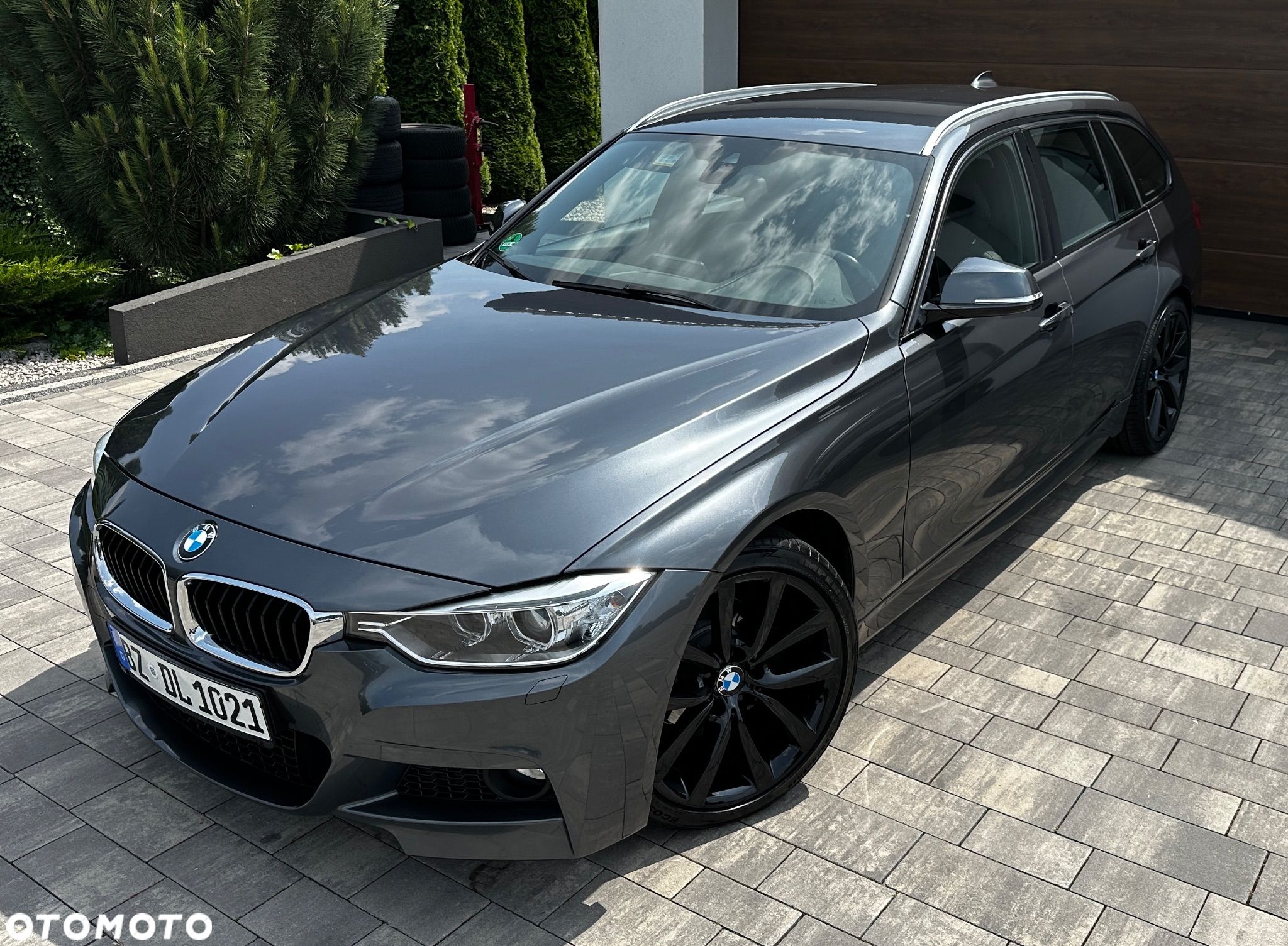 BMW Seria 3 320i M Sport - 1