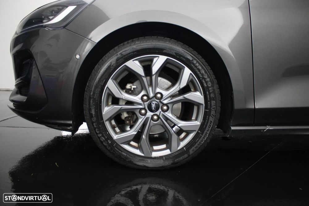 Ford Focus 1.0 EcoBoost MHEV ST-Line - 30