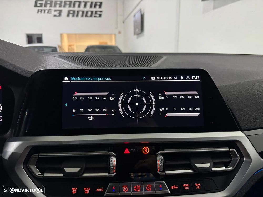 BMW 330 e Pack M Auto - 25