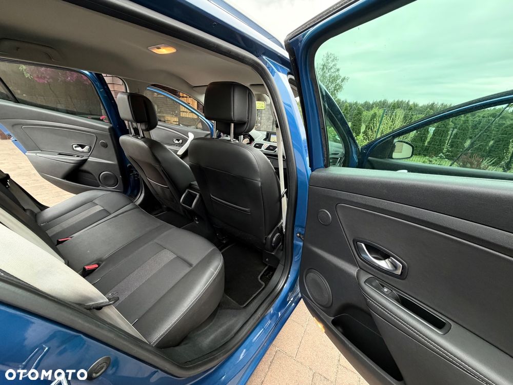 Renault Megane TCe 130 Bose Edition - 29