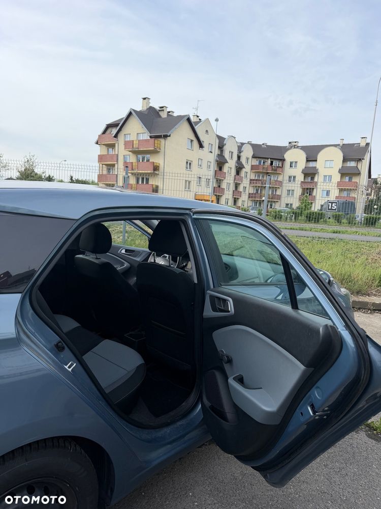 Hyundai i20 1.2 GO - 19