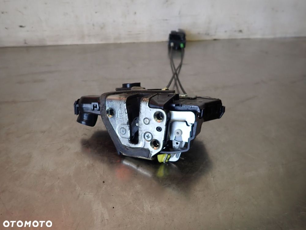 ZAMEK LEWY PRZÓD DRZWI SUBARU JUSTY IV  9052709 - 5