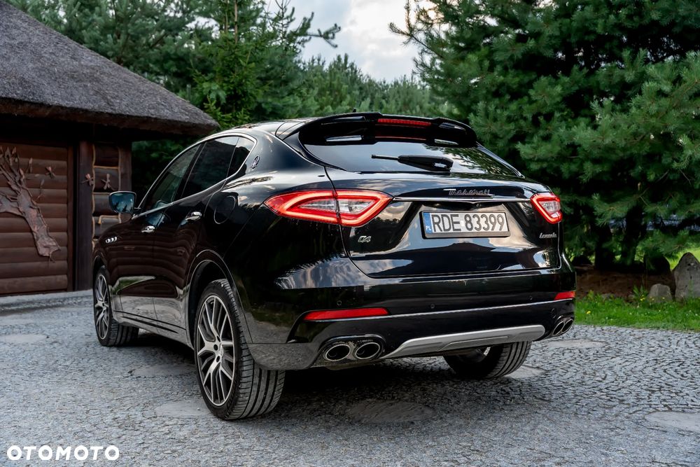 Maserati Levante Q4 GranSport - 12