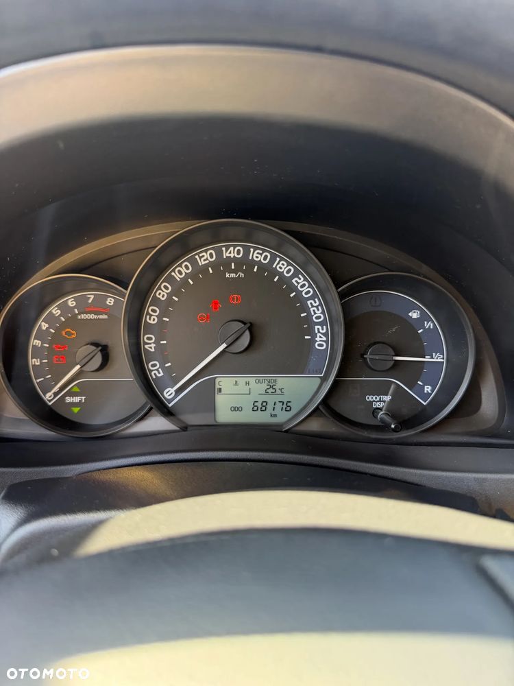 Toyota Auris 1.6 Active - 19
