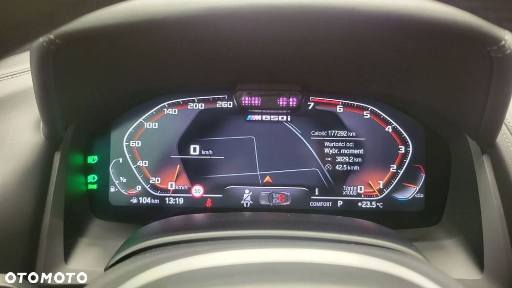 BMW Seria 8 M850i xDrive - 17