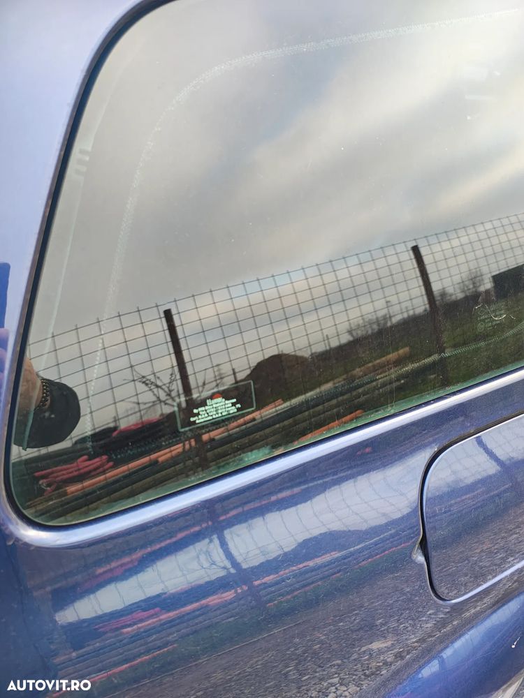 Renault Megane 1.5 dCi Avantage - 4