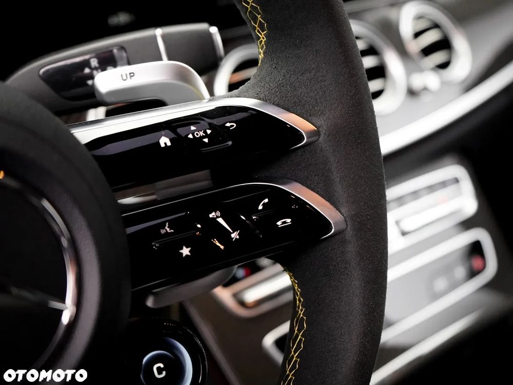 Mercedes-Benz Klasa E AMG 63 S 4Matic+ AMG Speedshift MCT-9G Final Edition - 20