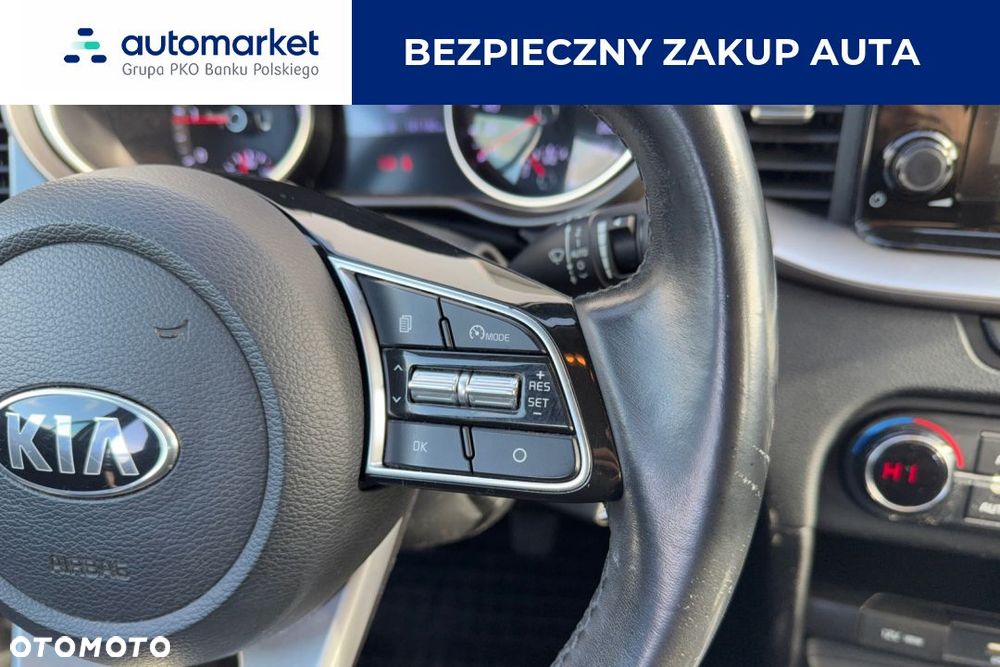 Kia Ceed 1.6 CRDi SCR M - 17