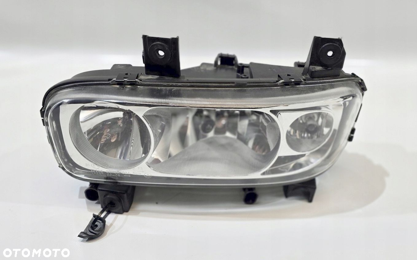 REFLEKTOR LAMPA PRZÓD LEWA MERCEDES ATEGO II A9678200061 - 2