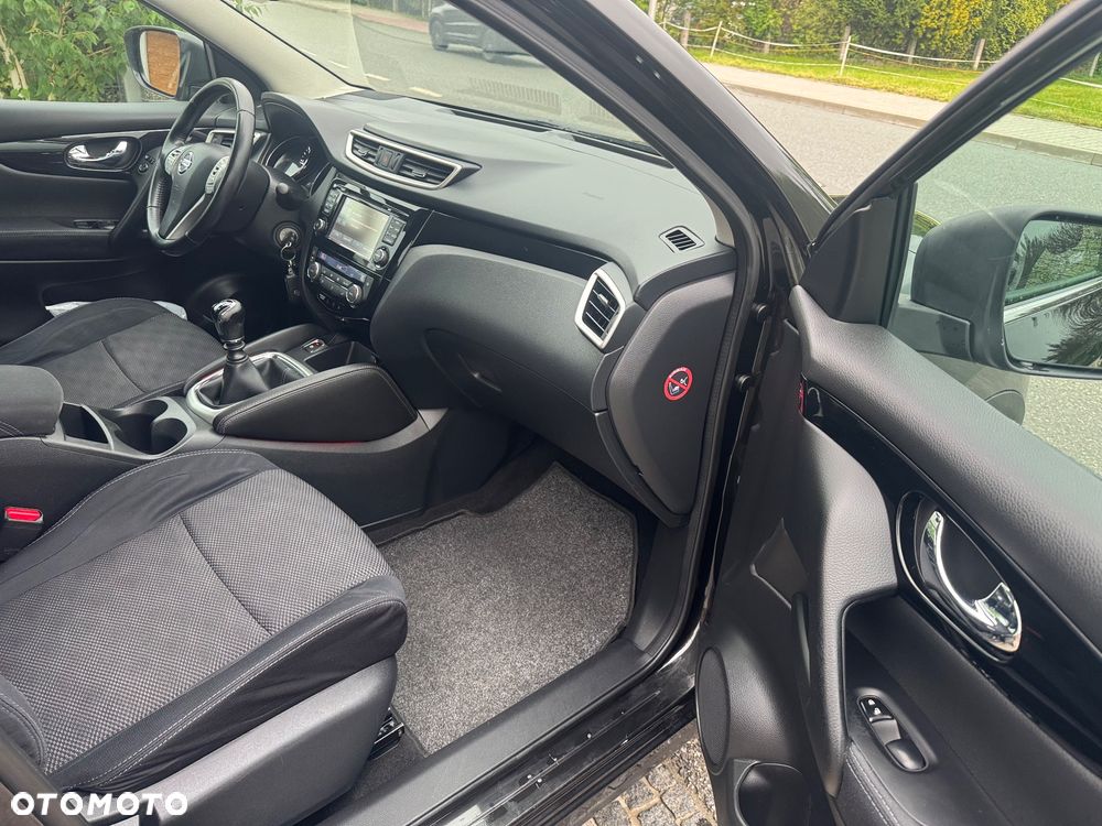 Nissan Qashqai 1.6 dCi 4 x 4 DPF Start/Stop acenta - 25