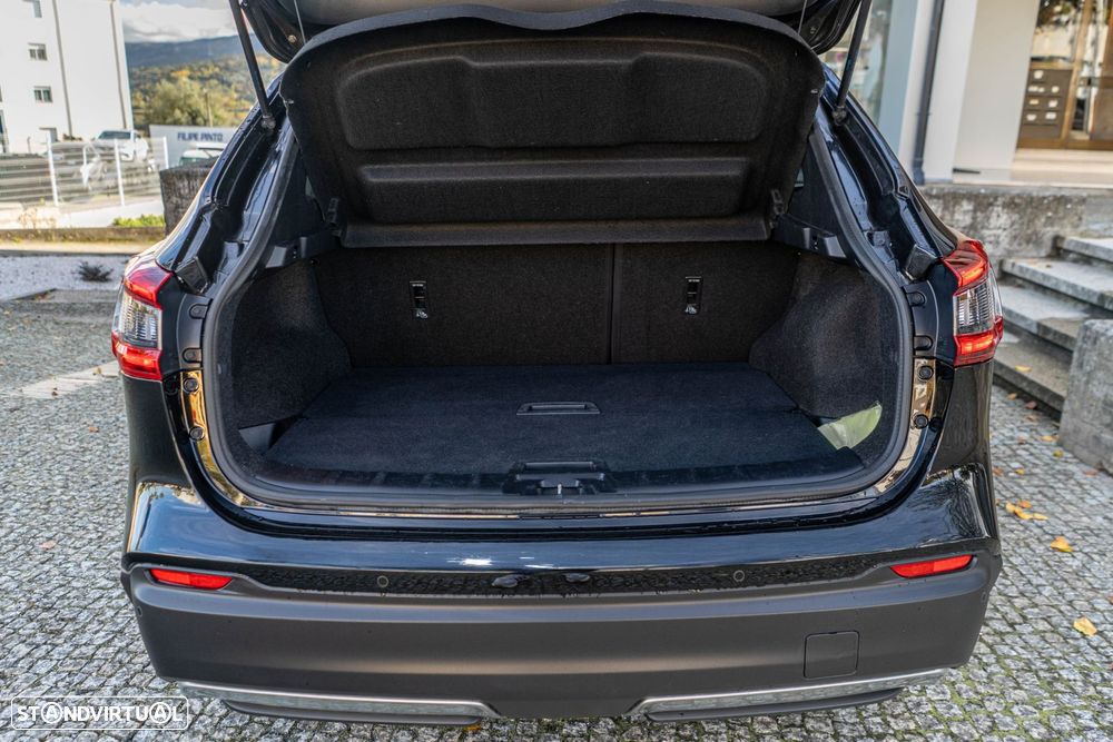 Nissan Qashqai 1.2 DIG-T N-Connecta 18 - 43