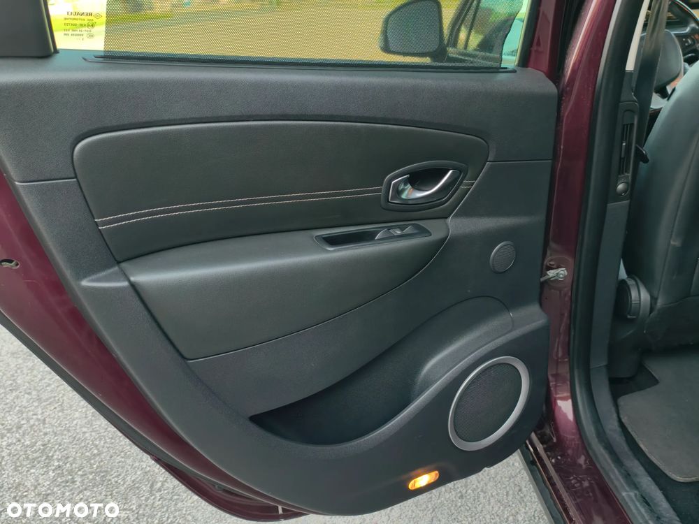 Renault Scenic dCi 110 Xmod Paris - 35