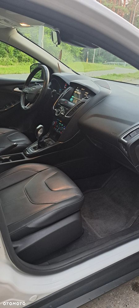 Ford Focus - 13