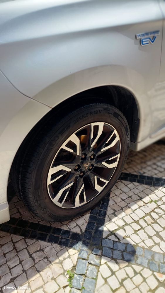 Mitsubishi Outlander 2.0 Instyle - 6