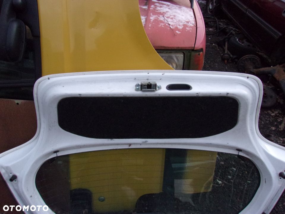 TOYOTA YARIS I 1,0 części Skrzynia lampy błotnik szyby99-05 - 6