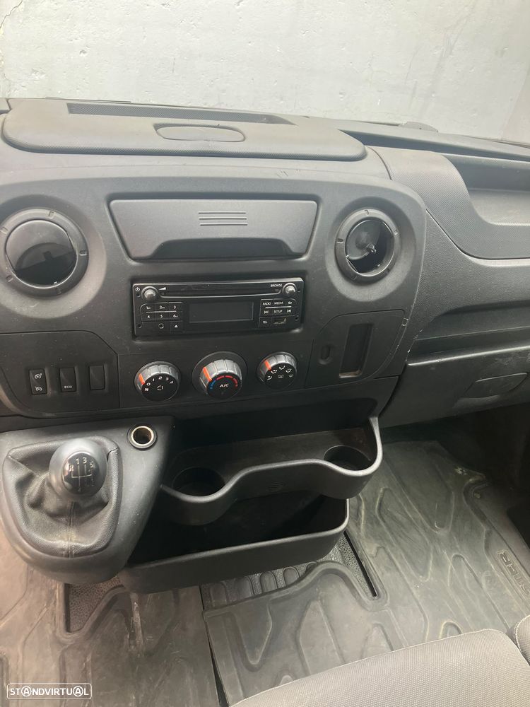 Renault Master 2.3 dCi 130 cv L2 T35 - 6