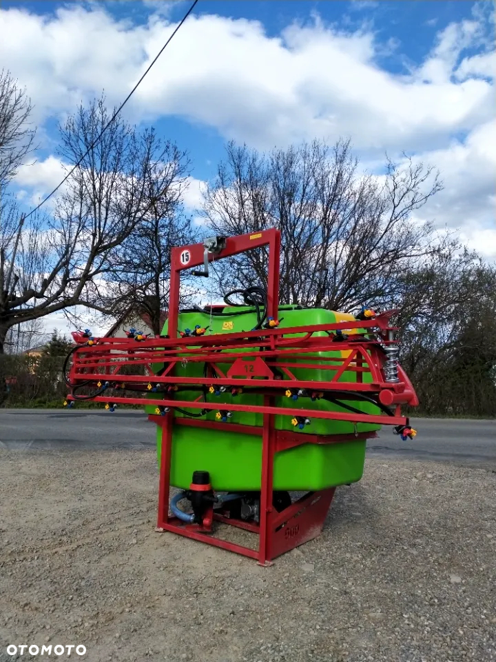 DEMAROL opryskiwacz polowy CYKLON  200-800 l/zawór stałociśnieniowy/3 oprawa rozpylaczy - 4
