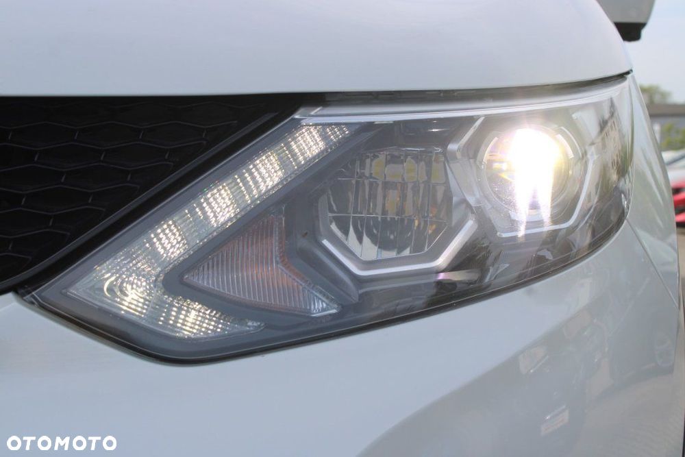 Nissan Qashqai - 11