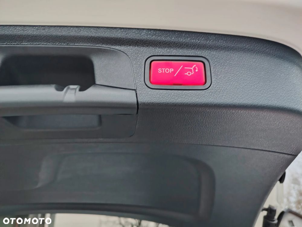 Mercedes-Benz GLE 300 d 4Matic 9G-TRONIC AMG Line - 38