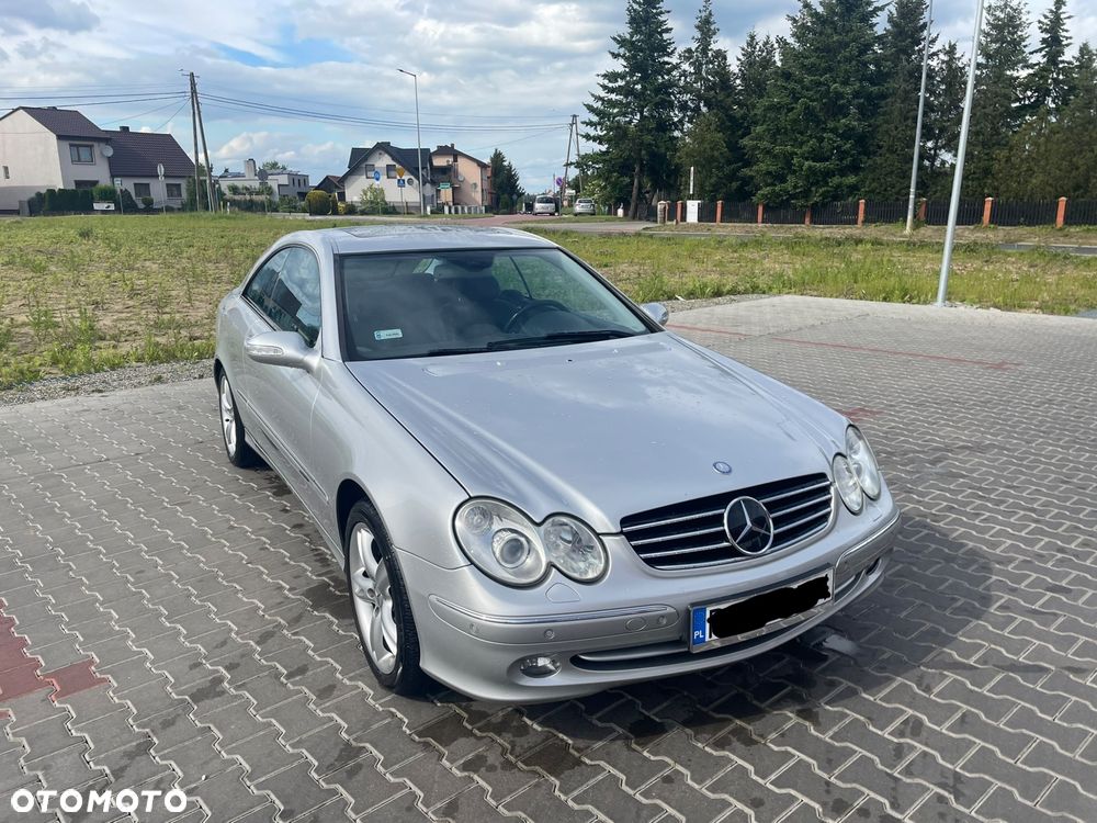 Mercedes-Benz CLK - 8