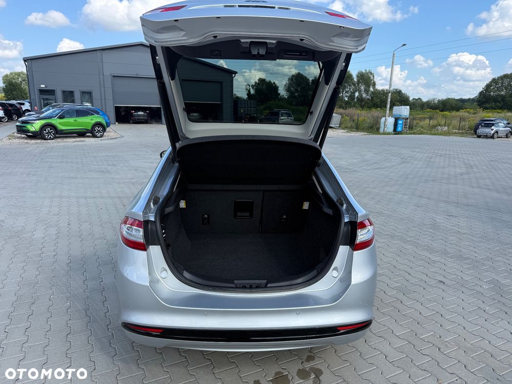 Ford Mondeo 2.0 TDCi STart-Stopp Titanium - 11