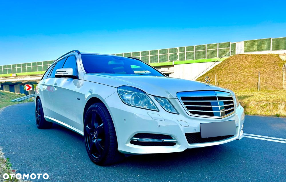 Mercedes-Benz Klasa E 350 CDI 4-Matic BlueEff Elegance - 3