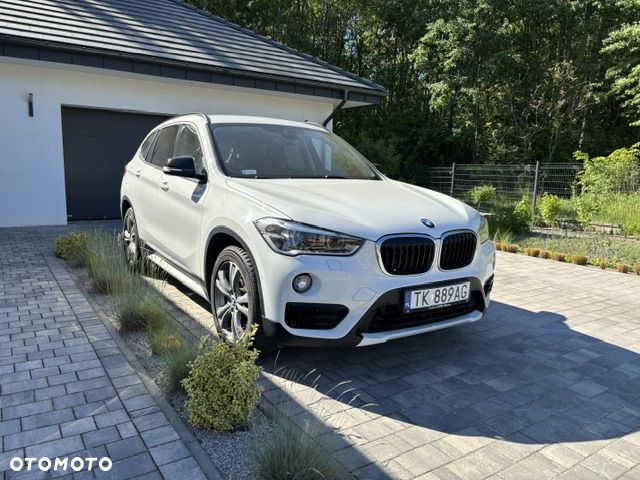 BMW X1 sDrive18i GPF Sport Line - 1