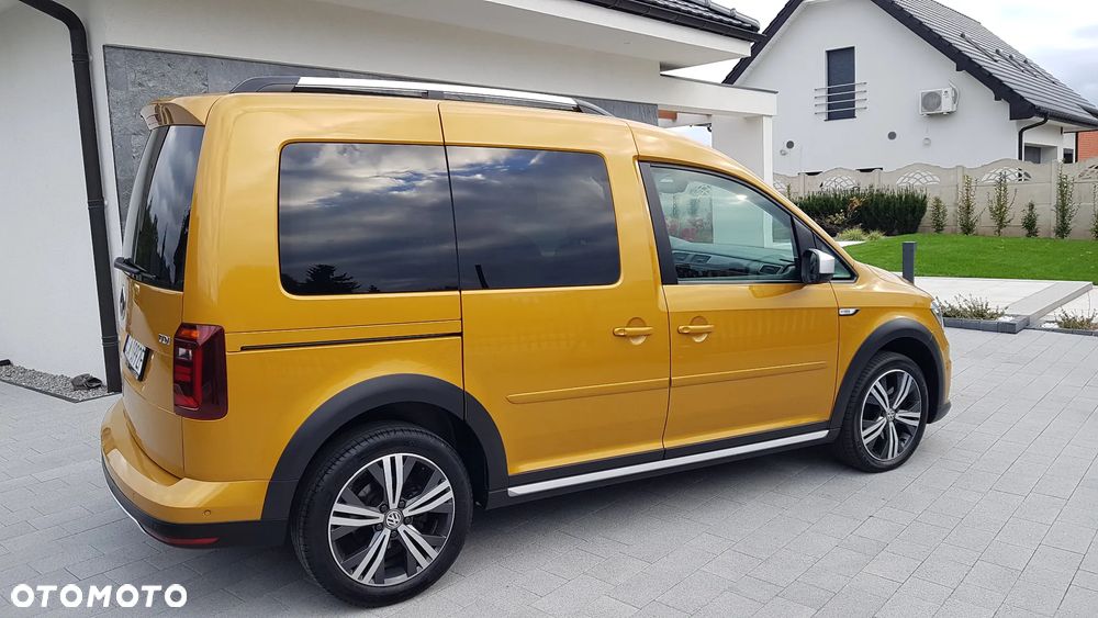 Volkswagen Caddy 2.0 TDI Alltrack DSG - 3