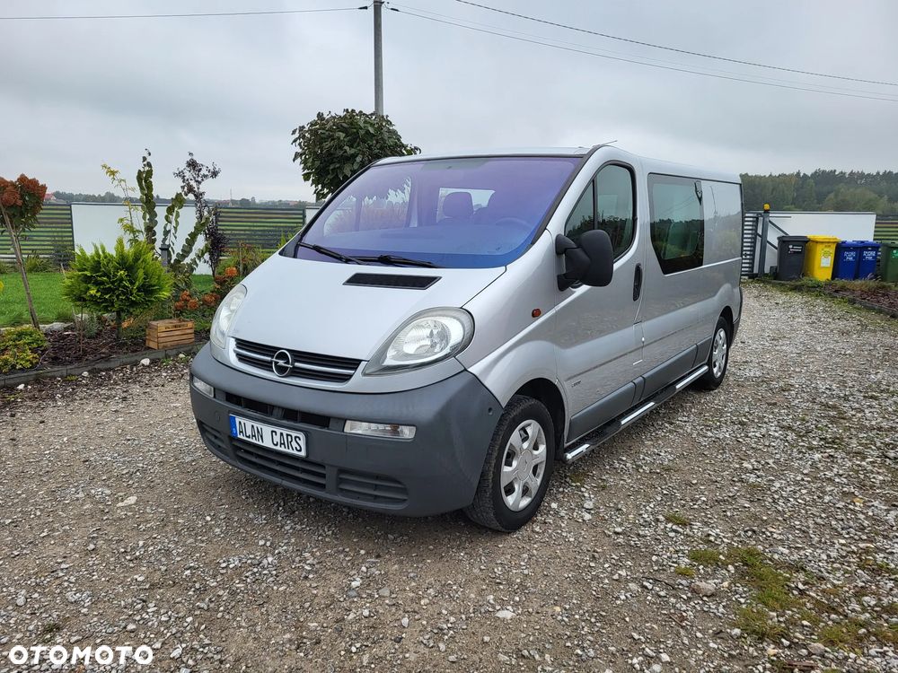 Opel Vivaro - 2