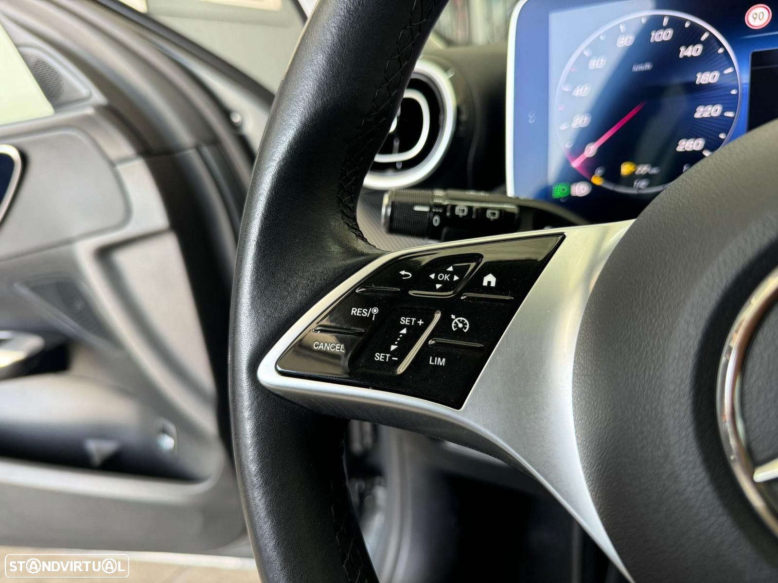 Mercedes-Benz C 220 d Avantgarde - 13