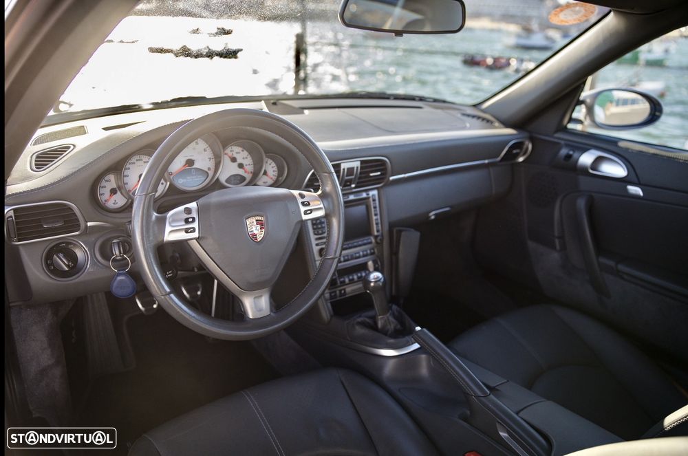 Porsche 911 (997) Carrera S - 11