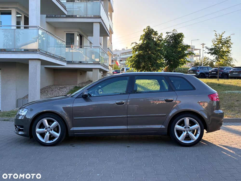 Audi A3 Sportback 2.0 TDI DPF S line Sportpaket (plus) - 5