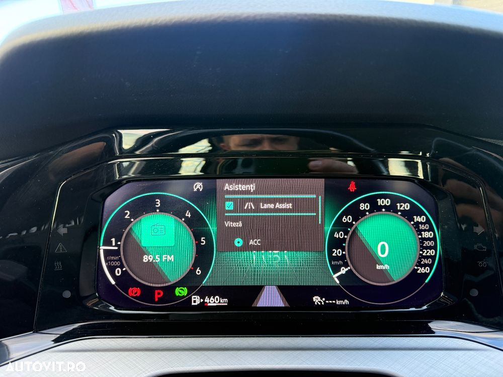 Volkswagen Golf 2.0 TDI 116CP DSG Life - 10