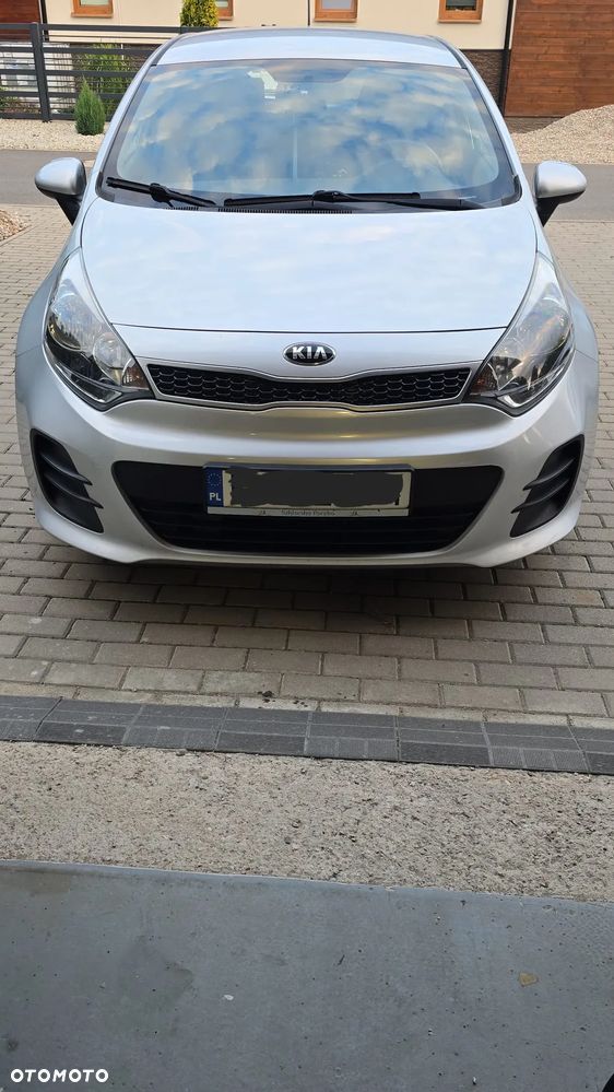 Kia Rio - 1