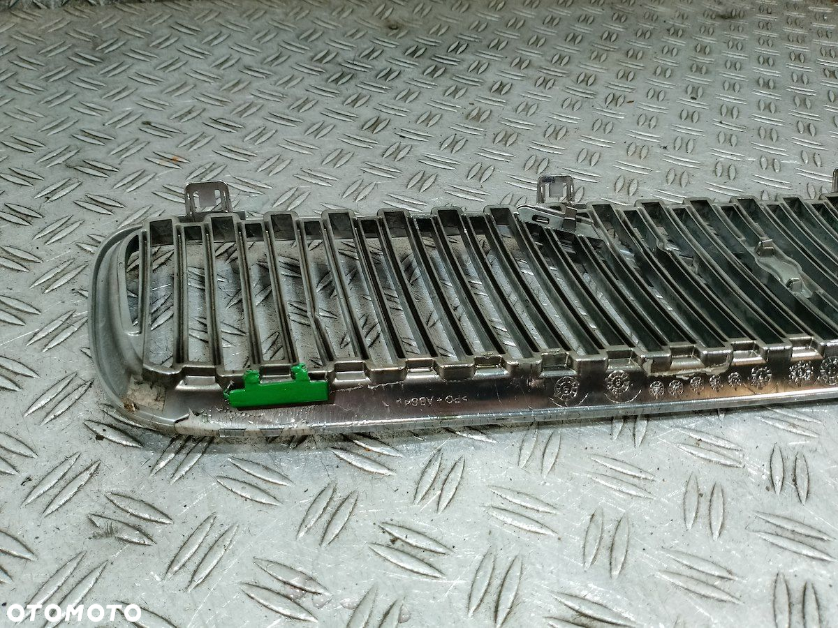 ATRAPA GRILL GRIL VOLVO V50 - 7