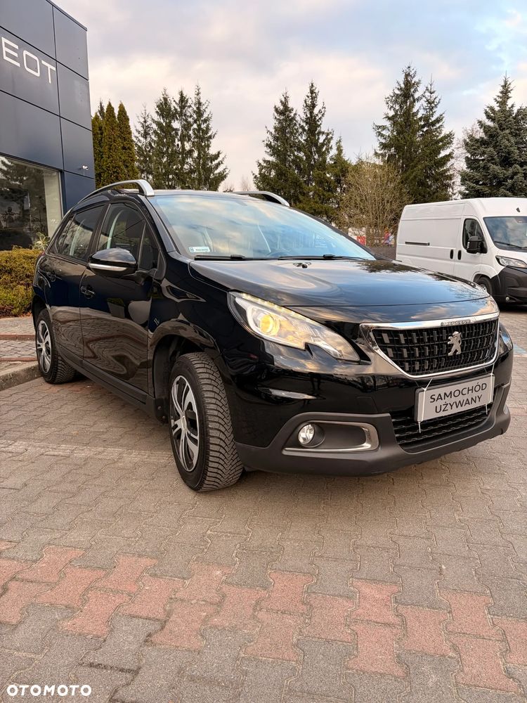 Peugeot 2008 1.2 Pure Tech Style S&S - 11