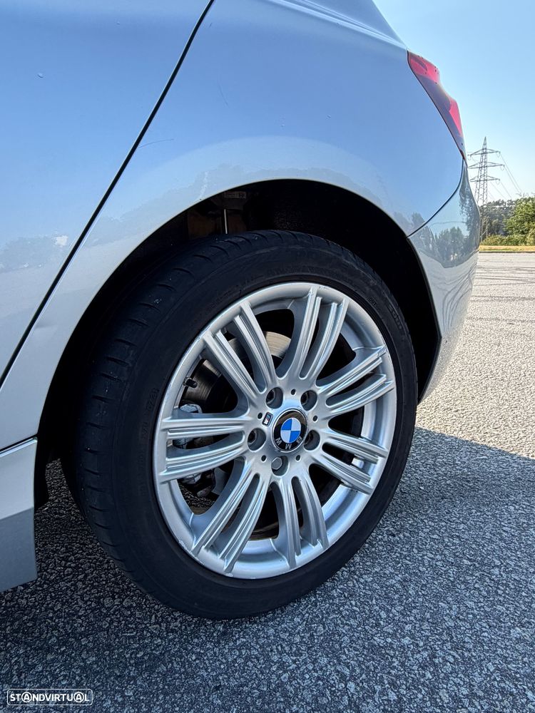 BMW 120 d Sport Line - 14